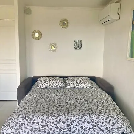 Les Restanques 3 étoiles 4 à 5 Pers 2143 *