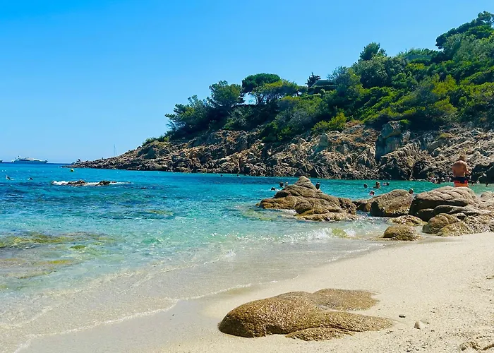 Les Restanques 3 Etoiles 4 A 5 Pers 2143 * Grimaud